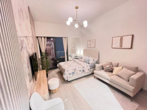 Charming Cozy Studio